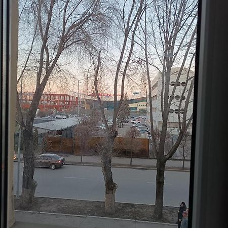 Appartement Квартира Напротив Аэропорта à Turksib Extérieur photo