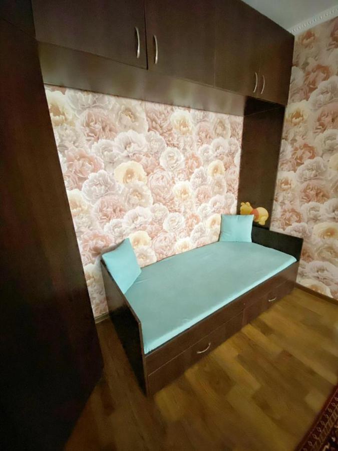 Appartement Квартира Напротив Аэропорта à Turksib Extérieur photo
