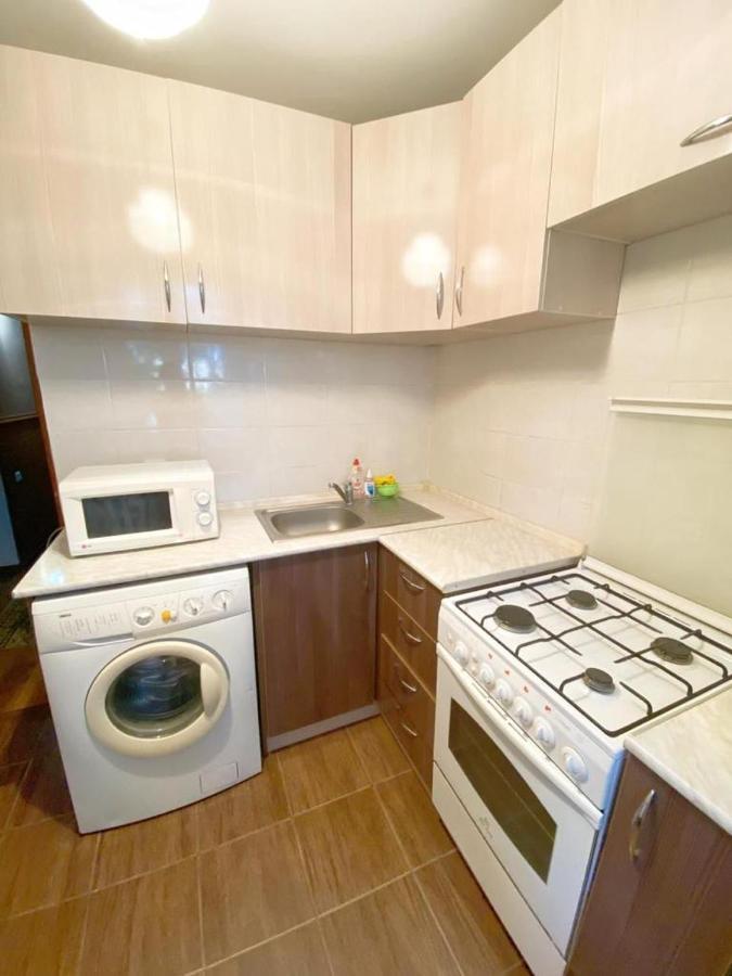 Appartement Квартира Напротив Аэропорта à Turksib Extérieur photo